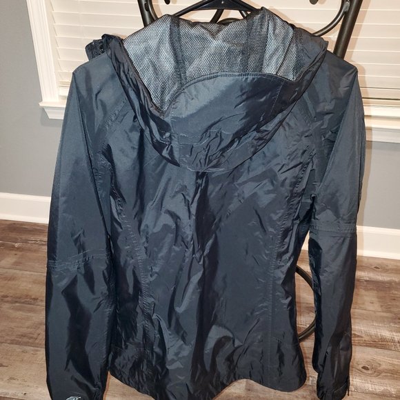 Columbia Women's Small Light Weight Omni-Tech Rain Jacket - Picture 5 of 6